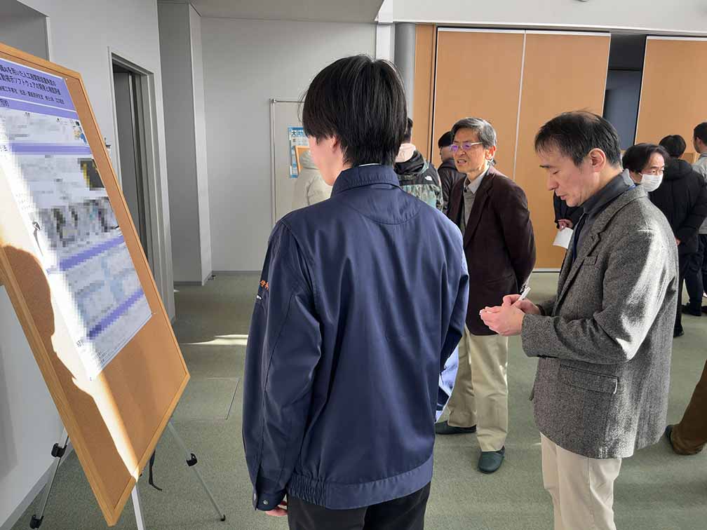 精密機械工学専攻  M1＆D中間発表会